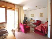 APPARTAMENTO A SENIGALLIA: zona Saline, primo piano, mq. 118 (soggiorno, cucinotto, tre camere, 2 bagni) + mq. 20 di terrazzi, soffitta e garage -