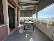 Senigallia- Parco della Pace- appartamento al quarto piano con ascensore attico panoramicissimo in ottime condizioni di mq 60 composto da ingresso, soggiorno con angolo cottura, due camere, un bagno, terrazzo panoramicissimo di mq 140 con gazebo di mq 16 e un garage al piano terra di mq 14.